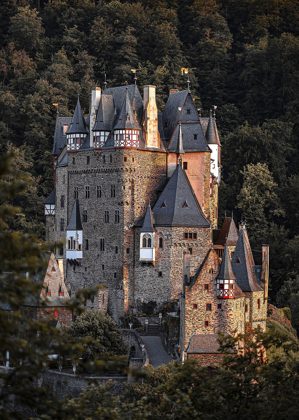 Eltz Castle, A-tier castle in Germany