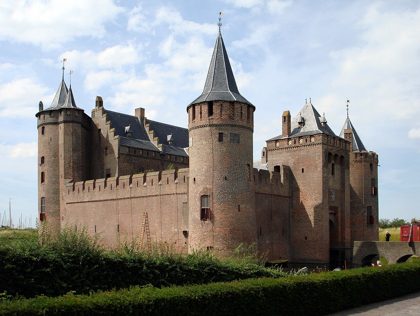 Muiderslot, B-tier castle in Netherlands