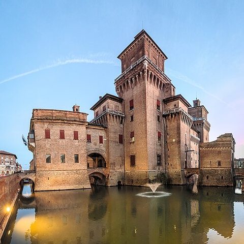 Castello Estense, B-tier castle in Italy