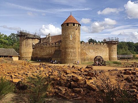 Guédelon Castle, S-tier castle in France