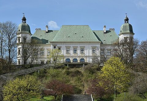 Ujazdów Castle, C-tier castle in Poland