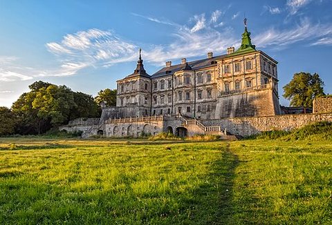 Pidhirtsi Castle, C-tier castle in Ukraine