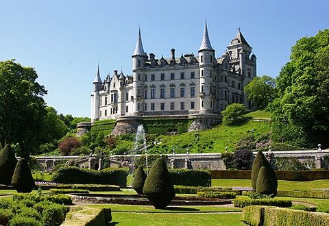 Dunrobin Castle, S-tier castle in United Kingdom